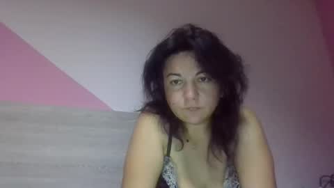 Snapshot of jully_caitlyn chatting on 10/22/25, 12:55 Caitlyn online show from 10/22/25, 12:55