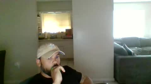 Snapshot of juln489 chatting on 02/06/25, 12:48 juln489 online show from 02/06/25, 12:48