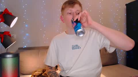 Snapshot of julsweet chatting on 01/11/25, 09:46 sweet online show from 01/11/25, 09:46