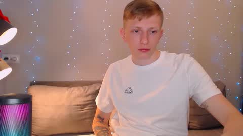 Snapshot of julsweet chatting on 02/07/25, 01:15 sweet online show from 02/07/25, 01:15