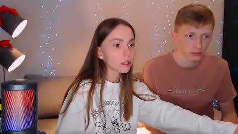 Snapshot of julsweet chatting on 02/14/25, 01:02 sweet online show from 02/14/25, 01:02