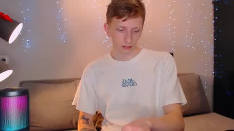 Snapshot of julsweet chatting on 03/07/25, 08:55 sweet online show from 03/07/25, 08:55