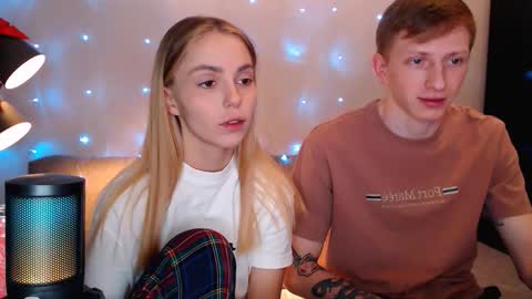 Snapshot of julsweet chatting on 10/13/25, 09:59 sweet online show from 10/13/25, 09:59