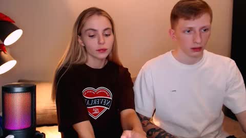 Snapshot of julsweet chatting on 11/11/25, 10:21 sweet online show from 11/11/25, 10:21