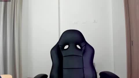 Snapshot of july_correa chatting on 09/20/25, 11:06 july_correa online show from 09/20/25, 11:06