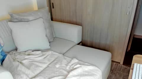 Snapshot of july_correa chatting on 01/15/26, 10:13 july_correa online show from 01/15/26, 10:13