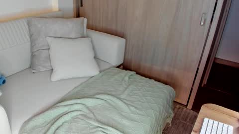 Snapshot of july_correa chatting on 01/17/26, 11:19 july_correa online show from 01/17/26, 11:19