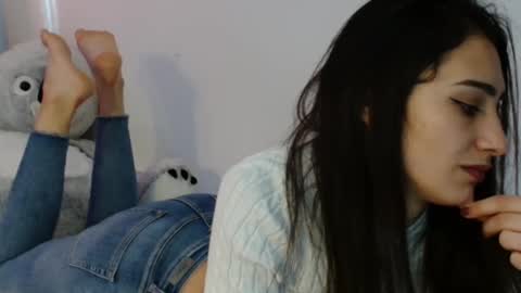 Julyana online show from 01/18/25, 10:39