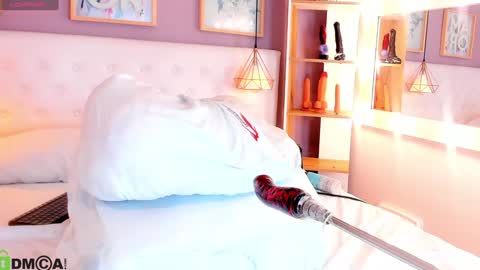 Snapshot of julyanna_ chatting on 12/03/24, 09:12 Juliana online show from 12/03/24, 09:12