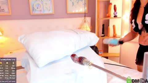 Snapshot of julyanna_ chatting on 01/09/25, 08:22 Juliana online show from 01/09/25, 08:22