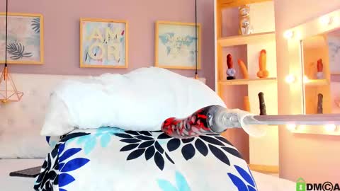 Snapshot of julyanna_ chatting on 10/06/25, 08:06 Juliana online show from 10/06/25, 08:06