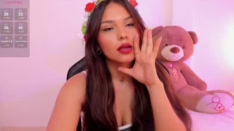 Snapshot of junbootix chatting on 03/01/25, 07:04 ANGELINA indepen camgrl  online show from 03/01/25, 07:04