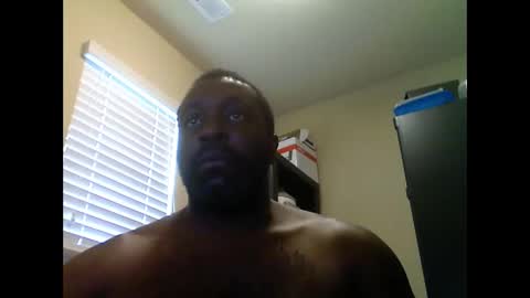 junbug8812 online show from 12/04/25, 02:04