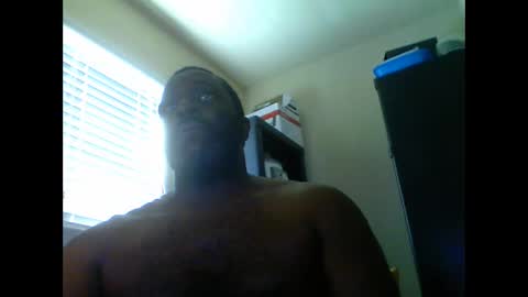 Snapshot of junbug8812 chatting on 03/20/26, 03:39 junbug8812 online show from 03/20/26, 03:39