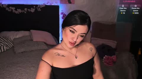 Snapshot of junee_ chatting on 02/26/25, 11:59 Maria online show from 02/26/25, 11:59