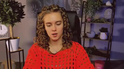 junewoods online show from 11/21/25, 12:15