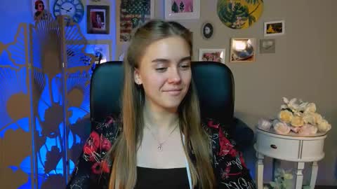 junewoods online show from 11/25/25, 05:18