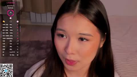 Snapshot of juniebogany chatting on 11/26/25, 06:25 Bella online show from 11/26/25, 06:25