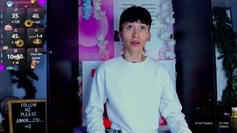 Snapshot of juniior0_0 chatting on 02/17/25, 10:14 Junior online show from 02/17/25, 10:14