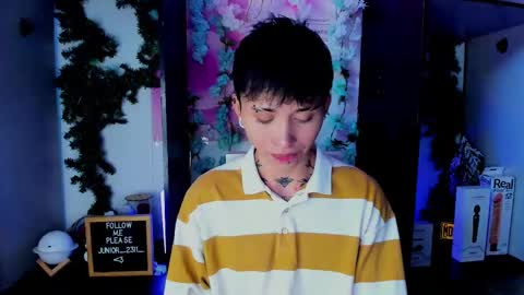 Snapshot of juniior0_0 chatting on 03/01/25, 05:27 Junior online show from 03/01/25, 05:27