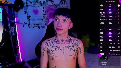 Snapshot of juniior0_0 chatting on 09/10/25, 04:12 Junior online show from 09/10/25, 04:12