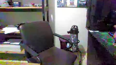 juniorextr_18_ online show from 11/19/25, 02:00