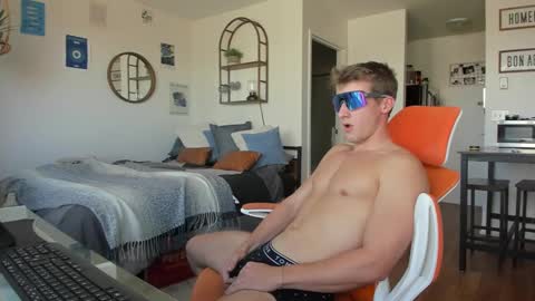 Snapshot of juniormadison69 chatting on 09/30/25, 06:13 Junior Madison online show from 09/30/25, 06:13