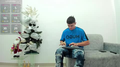 Snapshot of juniormorris_ chatting on 01/11/25, 08:54 Junior online show from 01/11/25, 08:54