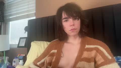 Snapshot of juniper2d chatting on 04/27/26, 01:03 Jutun online show from 04/27/26, 01:03