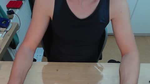 junk2711 online show from 07/13/26, 05:38