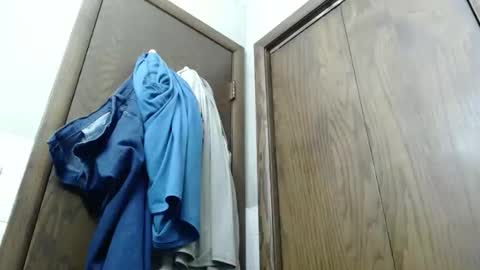 Snapshot of junk_yard_dog chatting on 03/08/26, 01:15 Dave online show from 03/08/26, 01:15