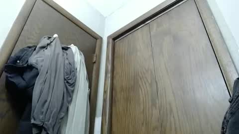 Snapshot of junk_yard_dog chatting on 04/10/26, 12:21 Dave online show from 04/10/26, 12:21