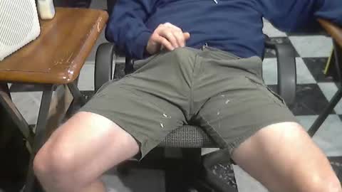 Snapshot of junkerdc1 chatting on 12/04/25, 09:23 junkerdc1 online show from 12/04/25, 09:23