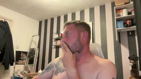 Snapshot of junky345 chatting on 07/18/26, 08:34 Junky online show from 07/18/26, 08:34