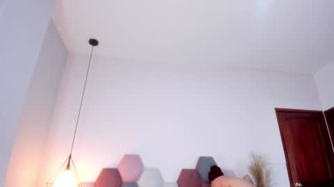 Jupiter Fox online show from 01/31/25, 09:05