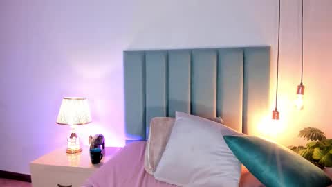 Jupiter Fox online show from 03/02/25, 03:02