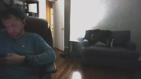 Snapshot of jusbeaz8722 chatting on 12/06/24, 09:35 JustnSide Unexxst online show from 12/06/24, 09:35