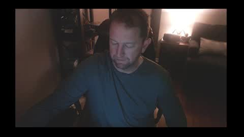 Snapshot of jusbeaz8722 chatting on 12/30/24, 05:26 JustnSide Unexxst online show from 12/30/24, 05:26