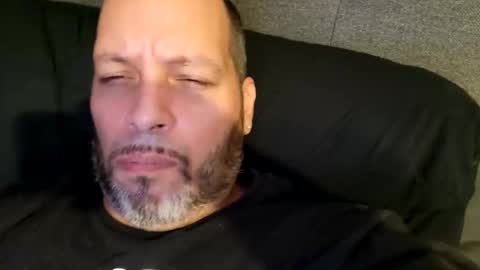 Just2much4uboo1 online show from 10/20/25, 12:27