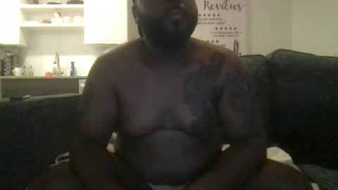 Snapshot of just4theb8 chatting on 10/24/25, 04:53 Southern Hospitality online show from 10/24/25, 04:53