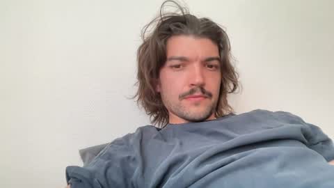 Snapshot of just_a_guy_with_a_big_cock chatting on 07/01/26, 03:23 just_a_guy_with_a_big_cock online show from 07/01/26, 03:23