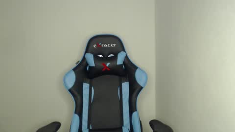 Alex online show from 02/04/25, 08:17