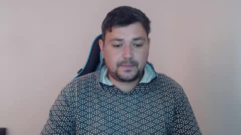 Snapshot of just_a_nice_guy_27 chatting on 10/29/25, 11:23 Alex online show from 10/29/25, 11:23