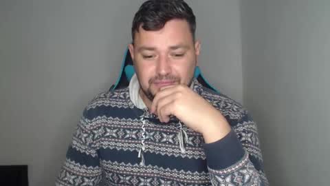 Snapshot of just_a_nice_guy_27 chatting on 11/18/25, 11:25 Alex online show from 11/18/25, 11:25