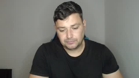 Snapshot of just_a_nice_guy_27 chatting on 11/27/25, 11:23 Alex online show from 11/27/25, 11:23