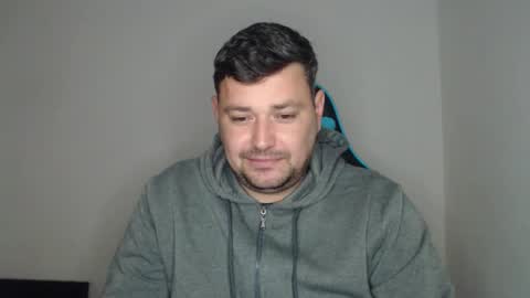 Snapshot of just_a_nice_guy_27 chatting on 11/30/25, 11:25 Alex online show from 11/30/25, 11:25