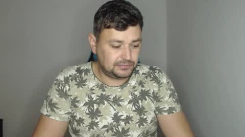 Snapshot of just_a_nice_guy_27 chatting on 12/03/25, 11:19 Alex online show from 12/03/25, 11:19