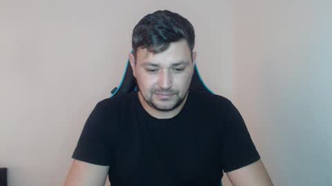 Snapshot of just_a_nice_guy_27 chatting on 02/08/26, 11:24 Alex online show from 02/08/26, 11:24