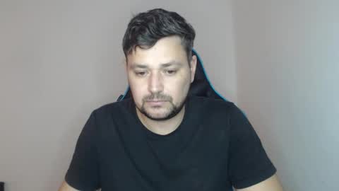 Snapshot of just_a_nice_guy_27 chatting on 02/14/26, 11:18 Alex online show from 02/14/26, 11:18