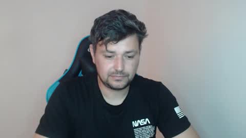 Snapshot of just_a_nice_guy_27 chatting on 03/06/26, 11:28 Alex online show from 03/06/26, 11:28